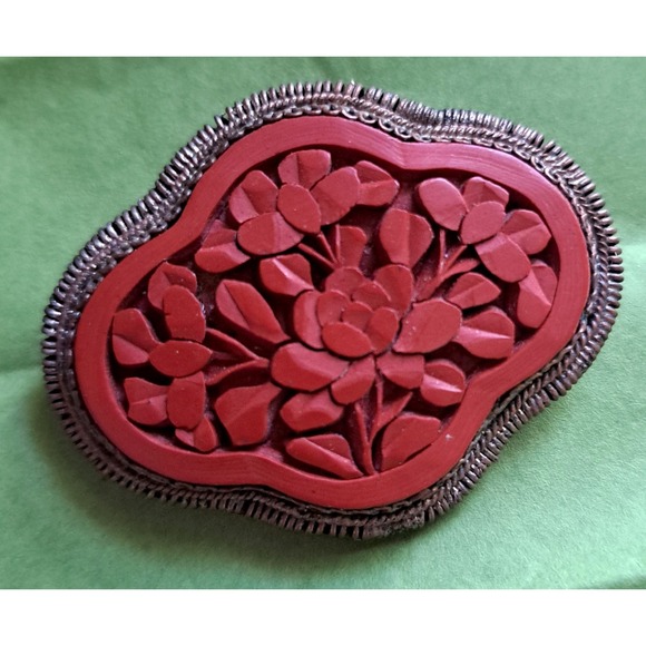 Antique Chinese Cinnabar Brooch Pin - Picture 2 of 6